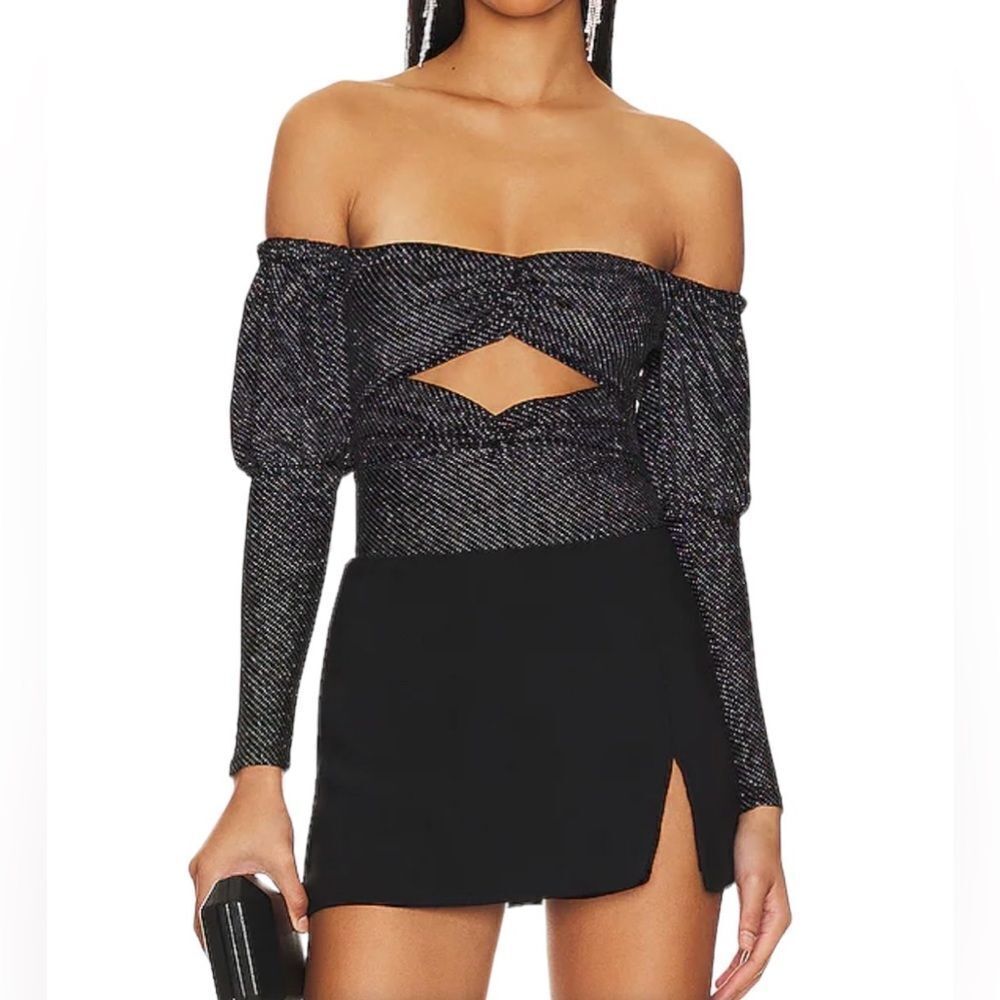 Dionne Bodysuit in Black Lovers and Friends🤍 - Picture 6 of 9
